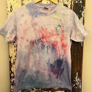 Customized 40’s & Shorties one of a kind T-shirt. Size Medium